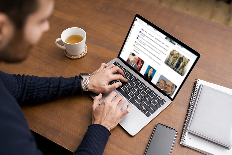 «Будут ли люди читать эти новости? Все зависит от исполнения. Конечно, кого-то это может раздражать поначалу: «Я пришел сюда товары покупать, а не новости читать. Зачем вы меня этим грузите?»