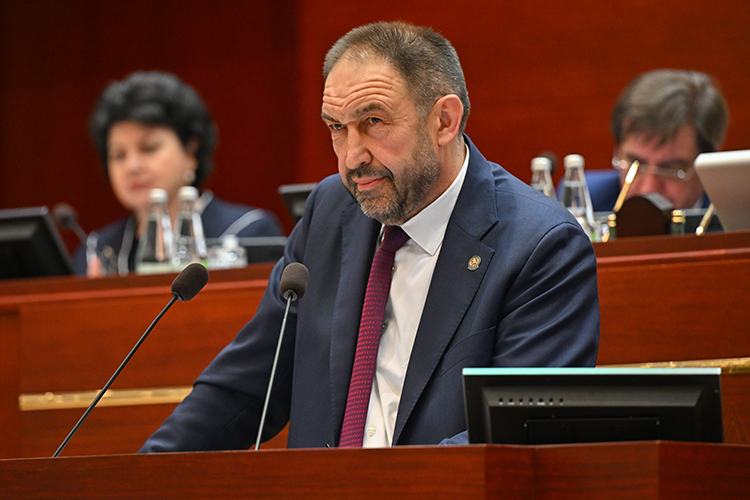 Как и годом ранее, Песошин сегодня обозначил, что строить и ремонтировать объекты надо с учетом реальной потребности, эффективнее тратить деньги