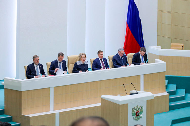 Валентина Матвиенко: «Украина совершает террористические атаки против наших судов»