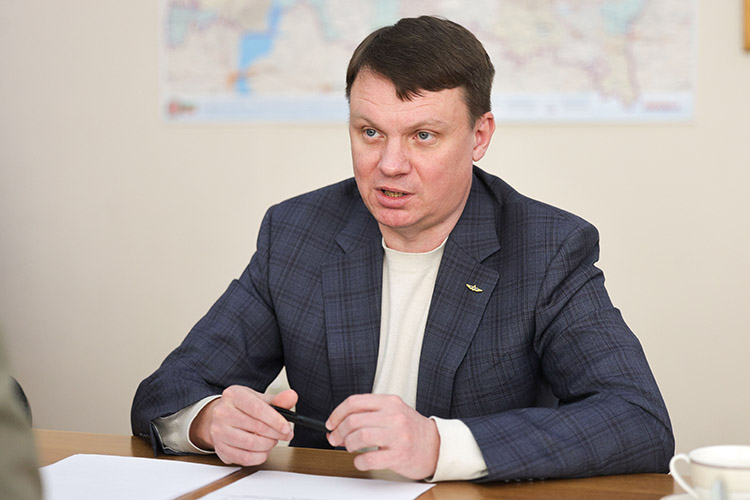 «Стоит задача в корне пересмотреть учебные планы и рабочие программы дисциплин, привести их в соответствие с научными достижениями мирового уровня, а также с запросами предприятий – потребителей выпускников»