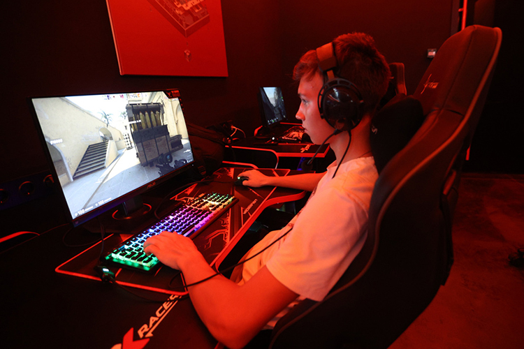 Профессии «игромастер» и «игропедагог», несмотря на свой серьезный потенциал в образовательной системе, так и не стали своими в наших школах и университетах