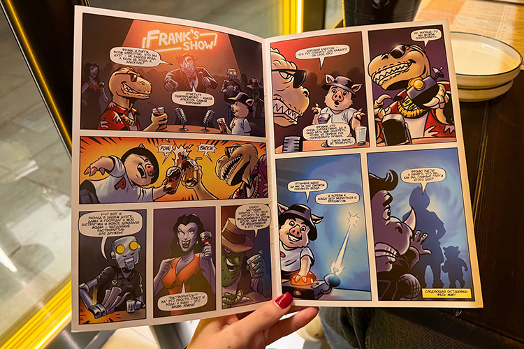 Среди всего этого &mdash; фирменные персонажи: динозавр в очках и ироничная свинья