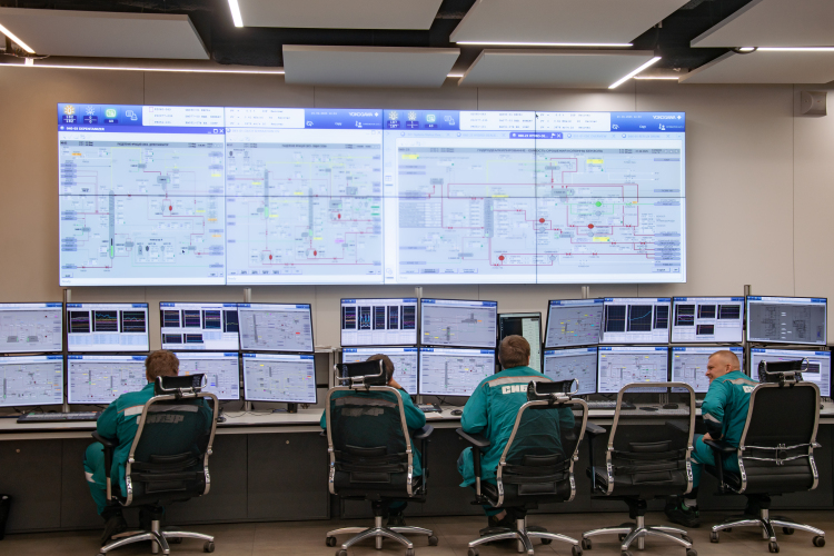 «Есть ремонтный бюджет &mdash; это первая статья на поддержание технического состояния оборудования. Есть крупные инвестиционные проекты, а также крупнобюджетные проекты поддержания основных фондов, «и это миллиарды на модернизацию существующего оборудования»