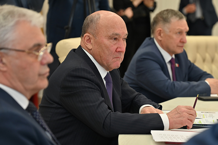 Марат Ахметов – регионам ПФО: «Мы теряем 1,5 миллиарда ежемесячно. Ежемесячно!»