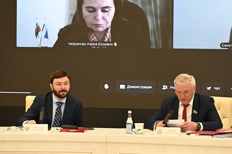 По словам депутата Люлина, в прошлом году при цене литра молока более 50 рублей рентабельность некоторых производителей достигала 60%