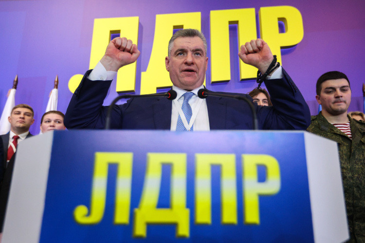 «В ЛДПР масштабнейшая чистка старой гвардии»