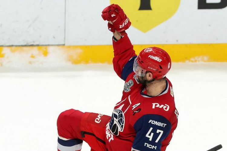 «Локомотив» ведет за собой 39-летний Александр Радулов