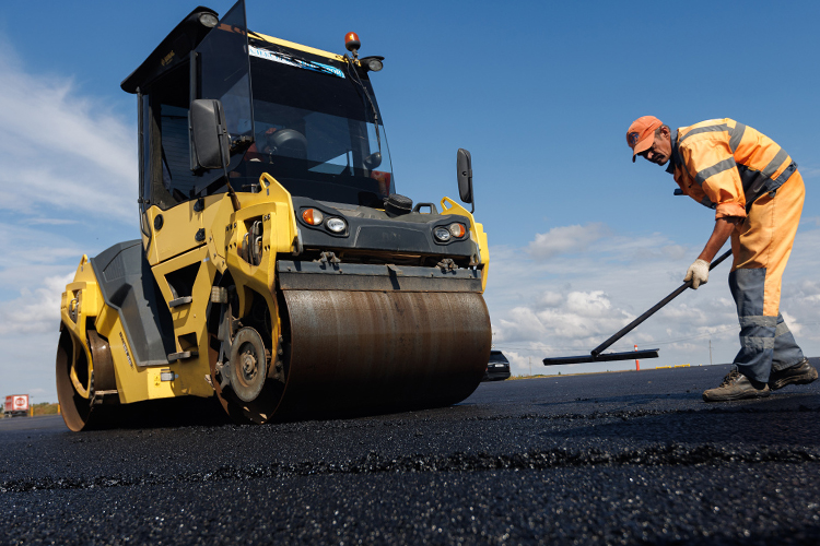 В 2025 году «Татавтодор» отчитался о выручке в 16,3 млрд рублей, при этом чистая прибыль составила около 580 миллионов