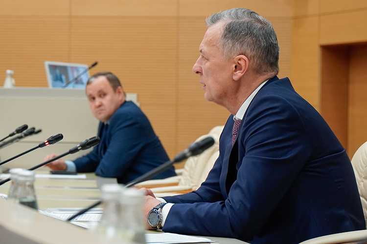 Марат Сафиуллин: «Что касается имущества и дорогостоящих подарков от близких родственников, то они не облагаются налогом, однако для этого гражданам необходимо подтвердить своё близкое родство»