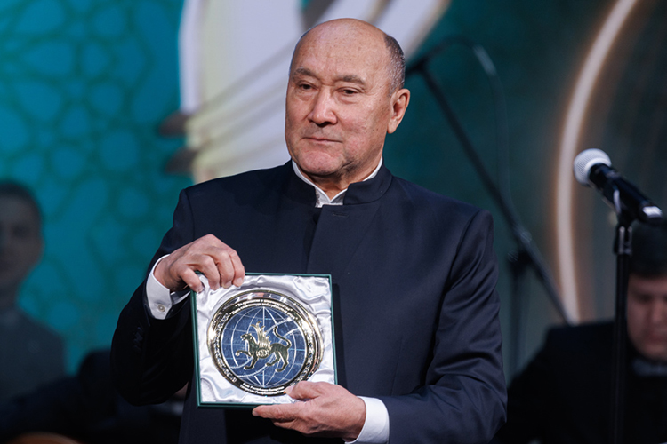 Месяц назад Ахметова назначили исполняющим обязанности председателя Госсовета РТ вместо Фарида Мухаметшина