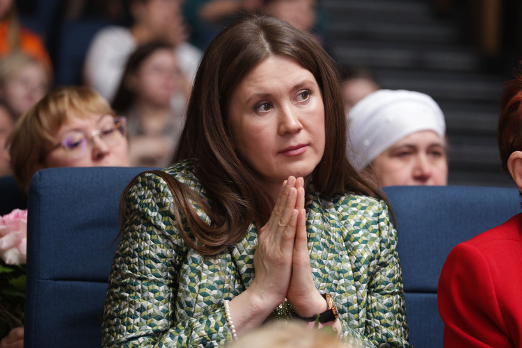 Роза Ахмадиева за последние годы заметно нарастила не только административный вес, но и федеральную узнаваемость