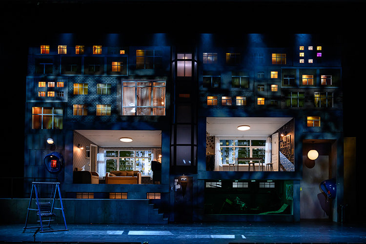 «Жил. Был. Дом» &mdash; это 9 историй, объединенных общим финалом