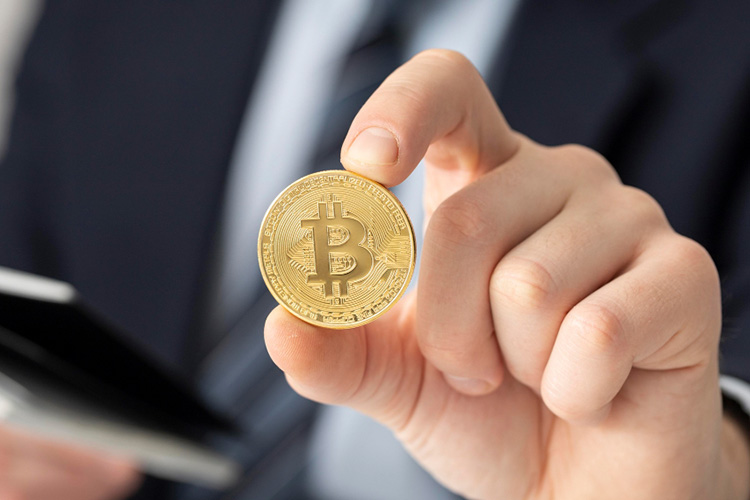 «Я сомневаюсь, что вы понимаете текст, который написали!»: как в Госдуме поспорили о «крипте»