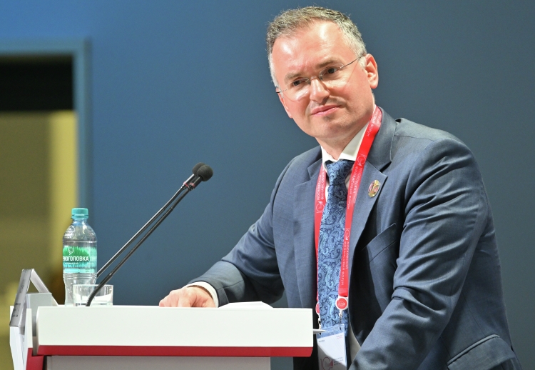 Иван Чебесков: «Проектируемое регулирование обеспечит надлежащий уровень безопасности совершения сделок, защиту прав физических и юридических лиц, позволит контролировать операции, в том числе в рамках антиотмывочного законодательства, а также распределить роли надзорных органов в рамках своих компетенций»