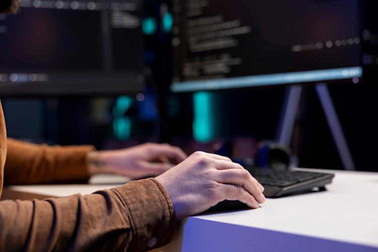 «То, что мы запускаем сейчас, — логичное продолжение разработок нашего внутреннего „подразделения X“, которое последние два года работало внутри „Технократии“ под моим началом»