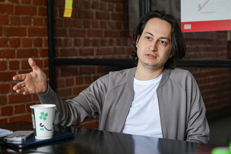 Артур Баширов: «Когда не ощущаешь себя уникальным, когда не чувствуешь, что можешь дать большую ценность рынку — это выматывает. Устаешь не от бизнеса, а от осознания, что он приносит все меньше ценности»