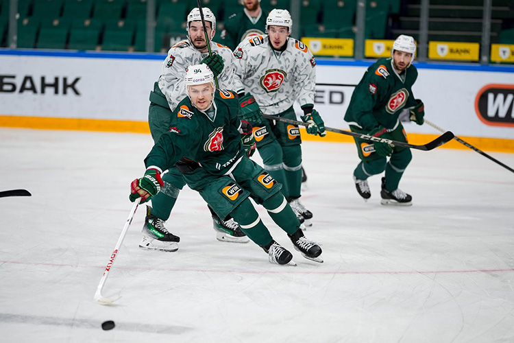 «Эксперты – для болельщиков. Мне некогда их читать»: как «Ак Барс» готовится к полуфиналу с «Металлургом»