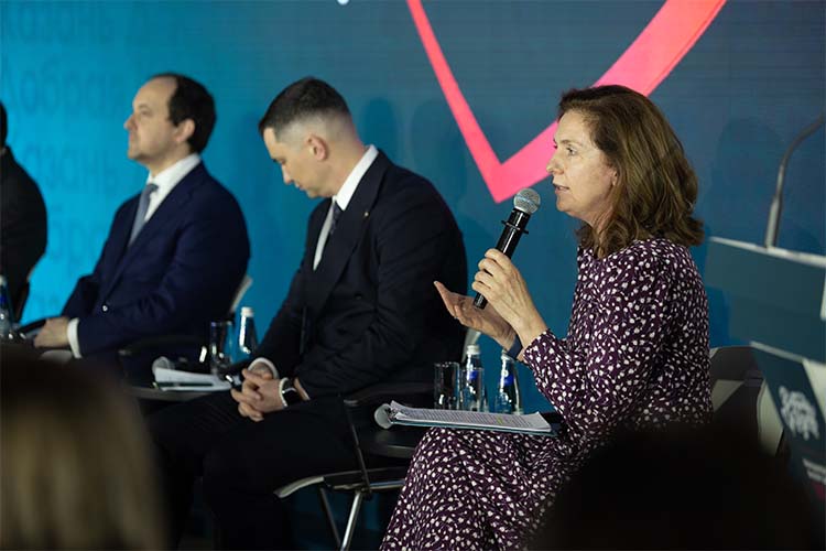 В «Татнефти» озабочены созданием единой экосистемой равных возможностей. Ярким примером служит Альметьевск, где компания делает упор на безбарьерную среду