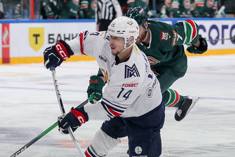 Дмитрий Силантьев намерен вернуться в мае, но в серии с «Ак Барсом» его ждать не стоит