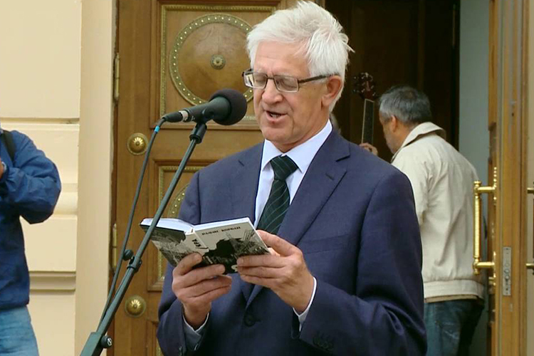 Настоящий ветеран Тукаевской премии &mdash; 69-летний писатель Рафис Курбан