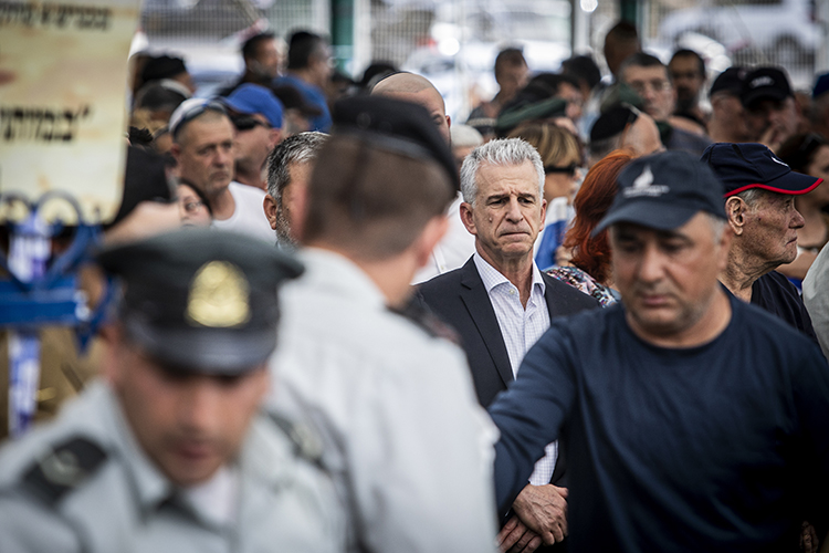 Давид Барнеа сообщил, что оперативник, известный как «М», был убит за границей во время секретной миссии. Агент играл важную роль в операциях против Ирана