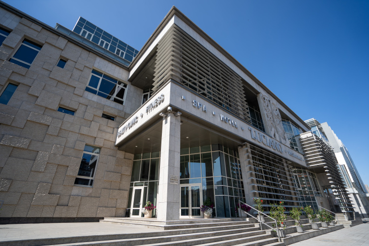 Абонементы в Luciano доходят до 660 тыс. рублей в год