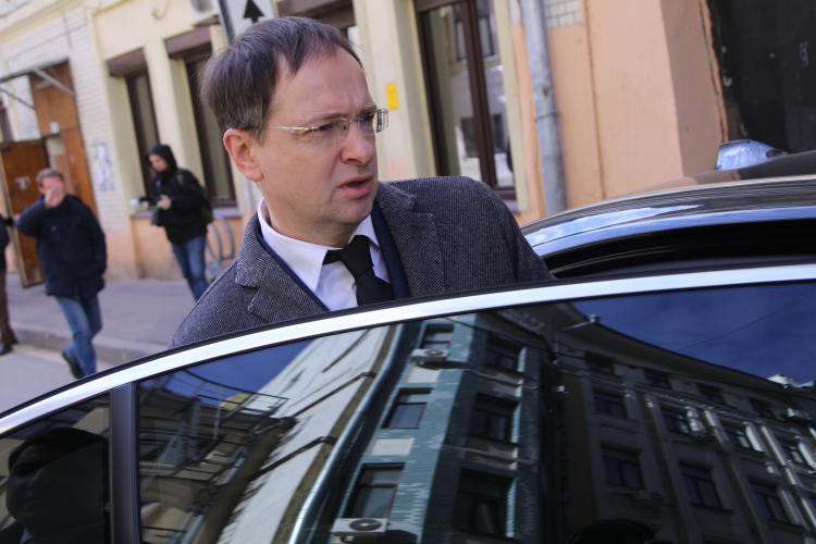 Владимир Мединский обещал всяческую поддержку и даже презентации книг татарских писателей в Центральном доме литераторов в Москве