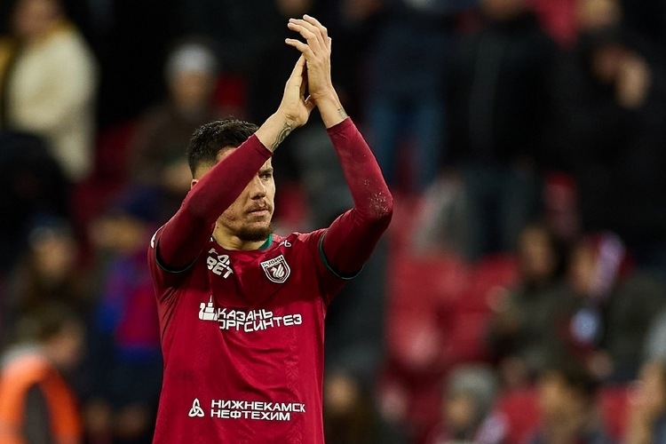 Даку (на фото) вышел в стартовом составе с Сиве