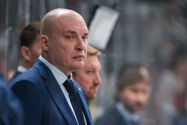 «Металлург» обыграл «Ак Барс» во втором матче 4:2 (на фото &mdash; Андрей Разин)