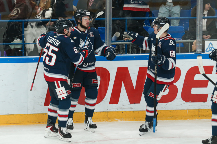 «Настоящим хитом сезона стал матч «В стиле 90‑х». Ностальгическая концепция, включающая музыкальное сопровождение, визуальное оформление и элементы стиля той эпохи, вызвала положительный отклик у аудитории»