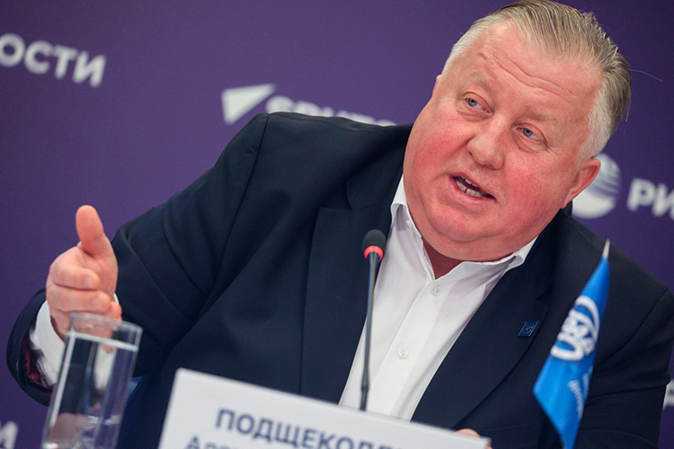 Алексей Подщеколдин обратил внимание, что рост цен связан с двумя основными факторами — кратное увеличение налогов и значительное удорожание логистики в связи со сменой направлений поставок