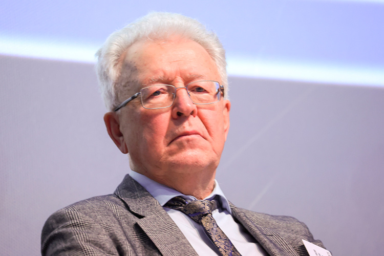 Министерство объективных трудностей: Максиму Решетникову пора менять название ведомства