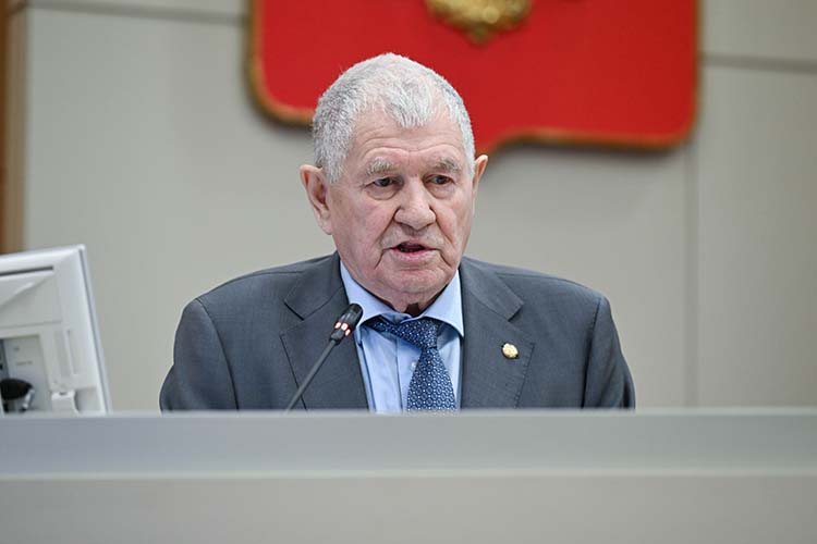 В I квартале предприятия нефтегазохимического комплекса РТ перечислили, по предварительным данным, 20 млрд рублей в консолидированный бюджет республики. Это на 25% меньше, чем за аналогичный период прошлого года. Такие данные привёл Рафинат Яруллин