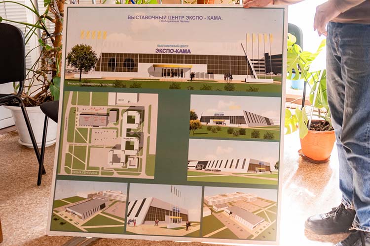 Предприниматель мечтал отстроить на всех участках большой выставочный центр и в 2012 году возвел систему газопроводов, в том числе для этих целей