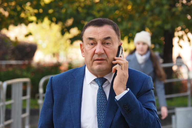 За право представлять Центральный округ борются сразу 9 кандидатов. В их числе и действующий депутат Марат Нуриев