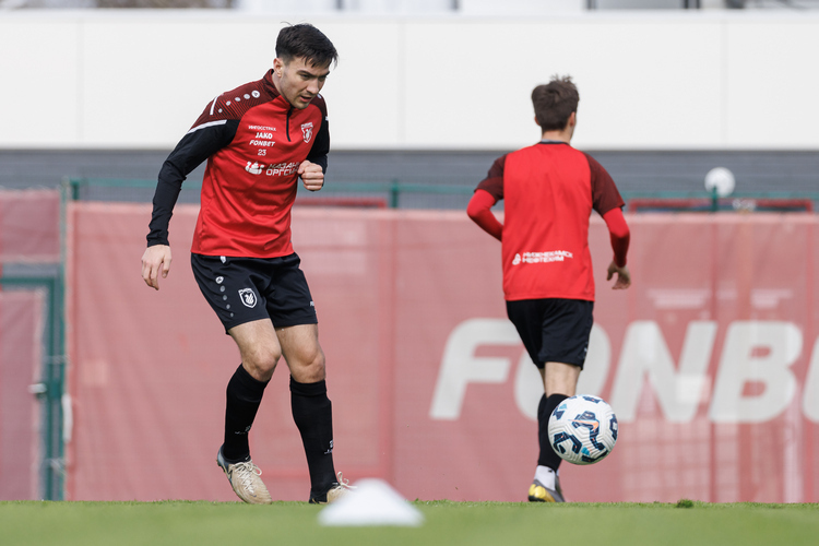 Руслан Безруков два раза признавался лучшим игроком матча