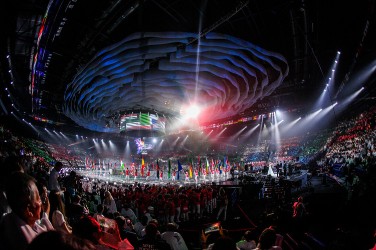 Церемония закрытия чемпионата мира-2015 по водным видам спорта в Казани