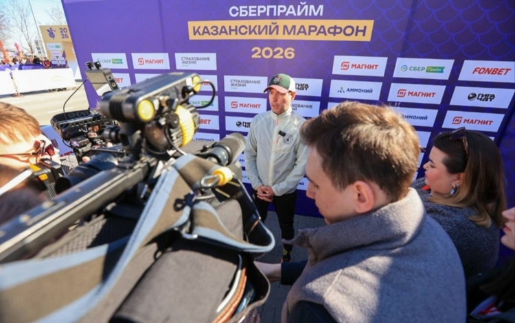 Владимир Леонов
