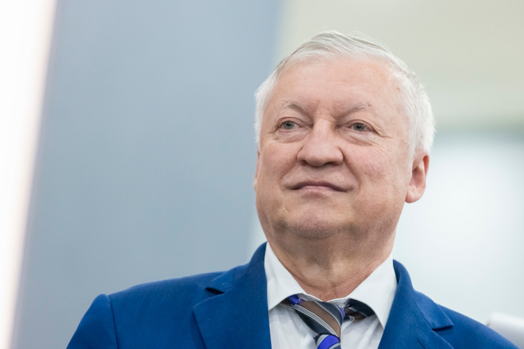 Здесь должно быть описание
