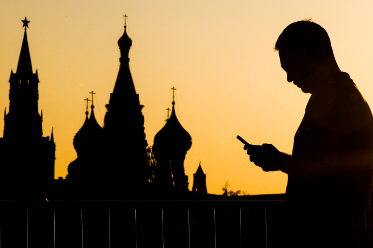 Минцифры РФ выложило релиз с подачей «7 и 8 мая ограничений связи в Москве не будет»