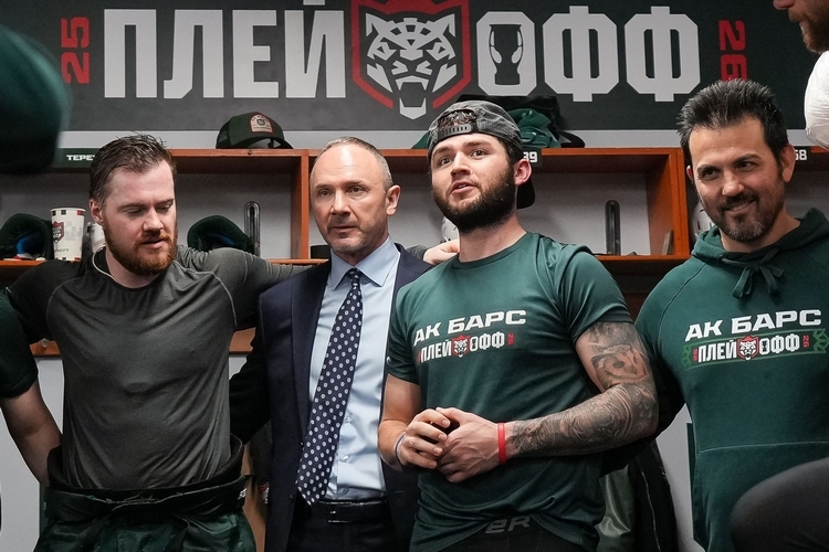 Великий Миллер, разбитый нос Фисенко: «Ак Барс» уничтожил «Локомотив» во втором матче финала