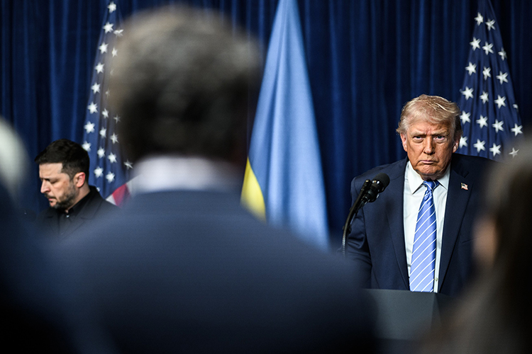 «Когда американский лидер разговаривает с украинским начальником, он требует от него не просто выполнения каких-то своих пожеланий или участия в авантюре вроде иранской»