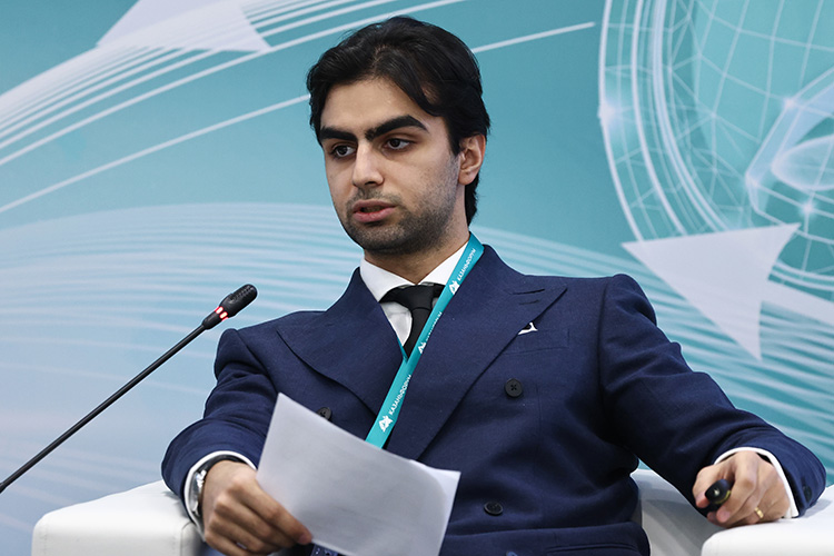 Топ-менеджер «Росхима» Аршам Согомонян