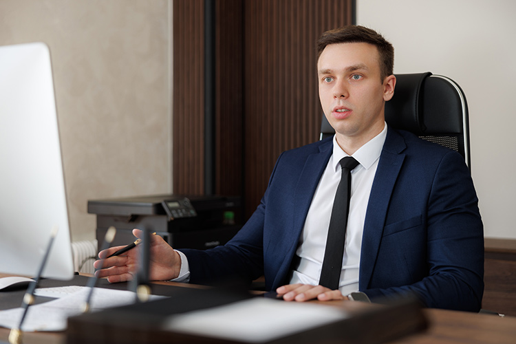 Дмитрий Никитин: «Юристы, как и врачи, должны быть сконцентрированы на чем-то одном и быть профессионалами в этой области»