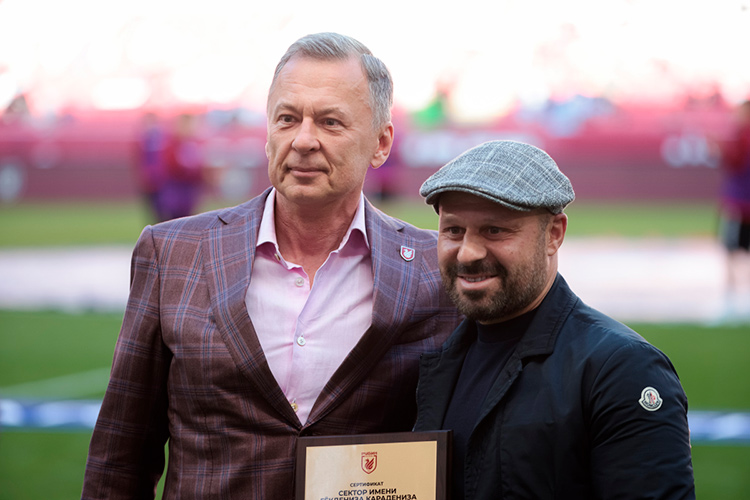 Как сообщают источники, Карадениз уже провёл беседу с президентом «Рубина» Маратом Сафиуллиным. Евдокимов находится в Казани и тоже общается с руководителями клуба