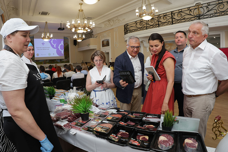 «Для поставщиков это новые возможности»: компания «Бахетле» покорила Gulfood в Дубае и нацелилась на Малайзию