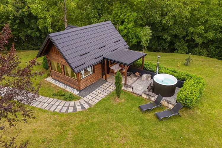 Новинка этого сезона &mdash; купели Polar spa. Они позволяют устроить мини-спа-курорт в любом месте: на даче, в загородном доме, даже на террасе городской квартиры