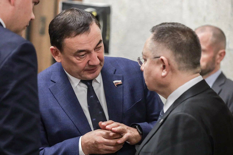 «Я считаю, что условия для тех, кто управляет домами, должны быть одинаковы. Квалификация &mdash; это прежде всего безопасность»
