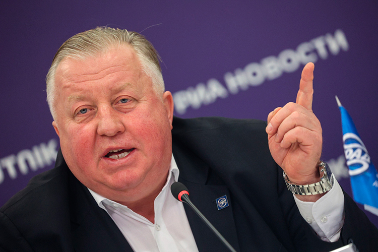 Для обновления автопарка нужны доступные автокредиты, программы стимулирования спроса, развитие лизинга, прозрачный рынок машин с пробегом, программа утилизации и понятные долгосрочные правила работы отрасли, уверен Алексей Подщеколдин