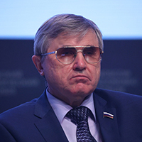 Олег Смолин &mdash; доктор философских наук, академик Российской академии образования, первый заместитель председателя комитета Госдумы по образованию и науке